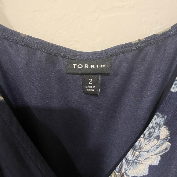 Torrid blouse - Picture 2 of 4